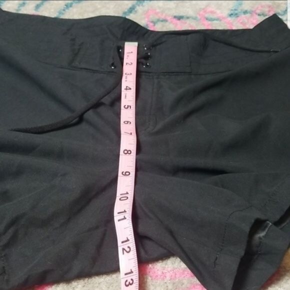 Island Escape Women's size 16 black swim shorts drawstring closure - Picture 3 of 5